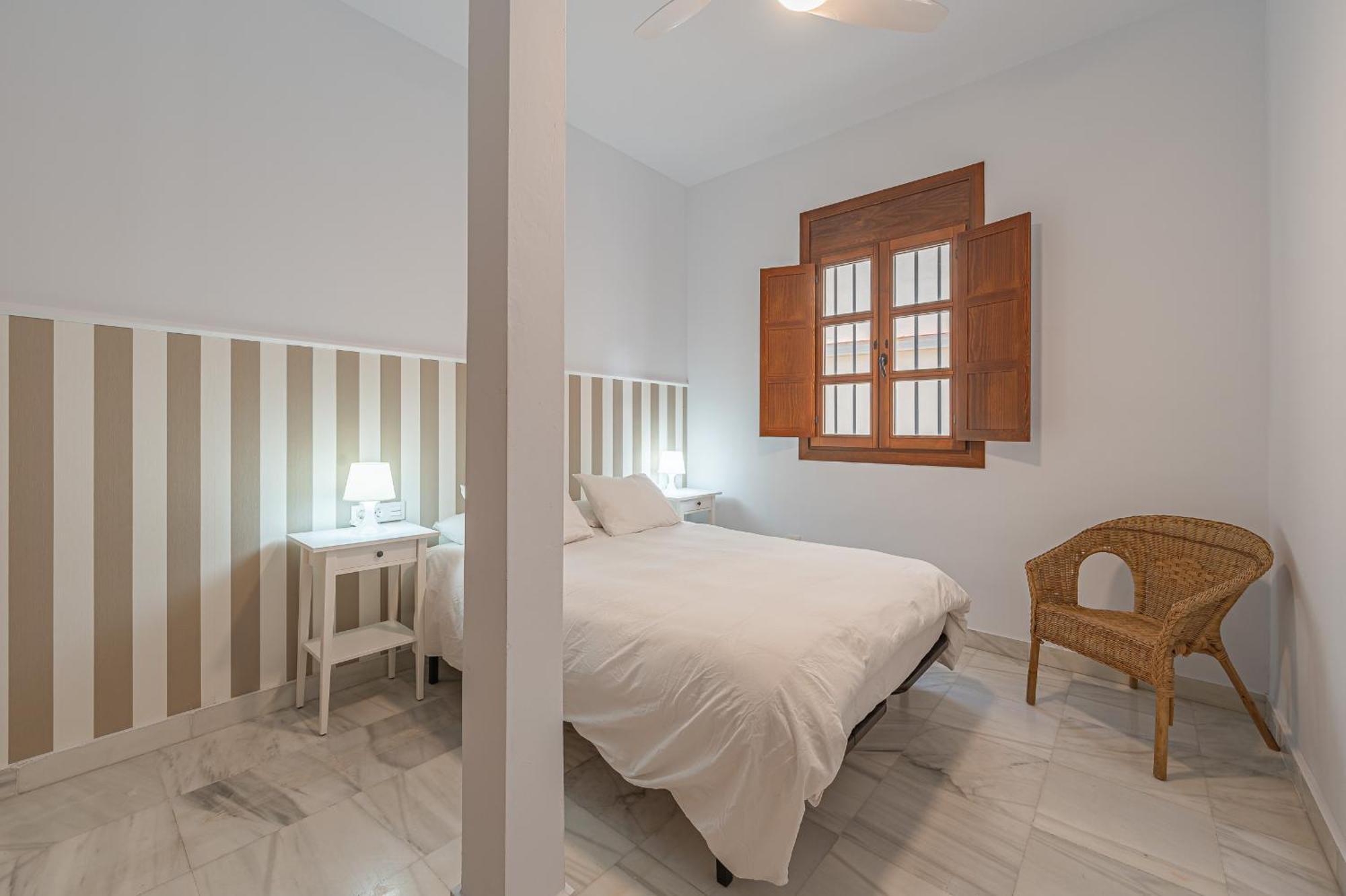 Appartement Dona Elvira Carreteria à Málaga Extérieur photo